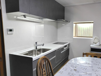 キッチンリフォーム 掃除がしやすく、家事効率もいいキッチン